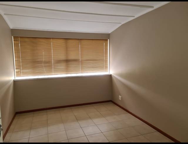 2 BEDROOM TOWNHOUSE FOR SALE IN SASOLBURG EXT 2
